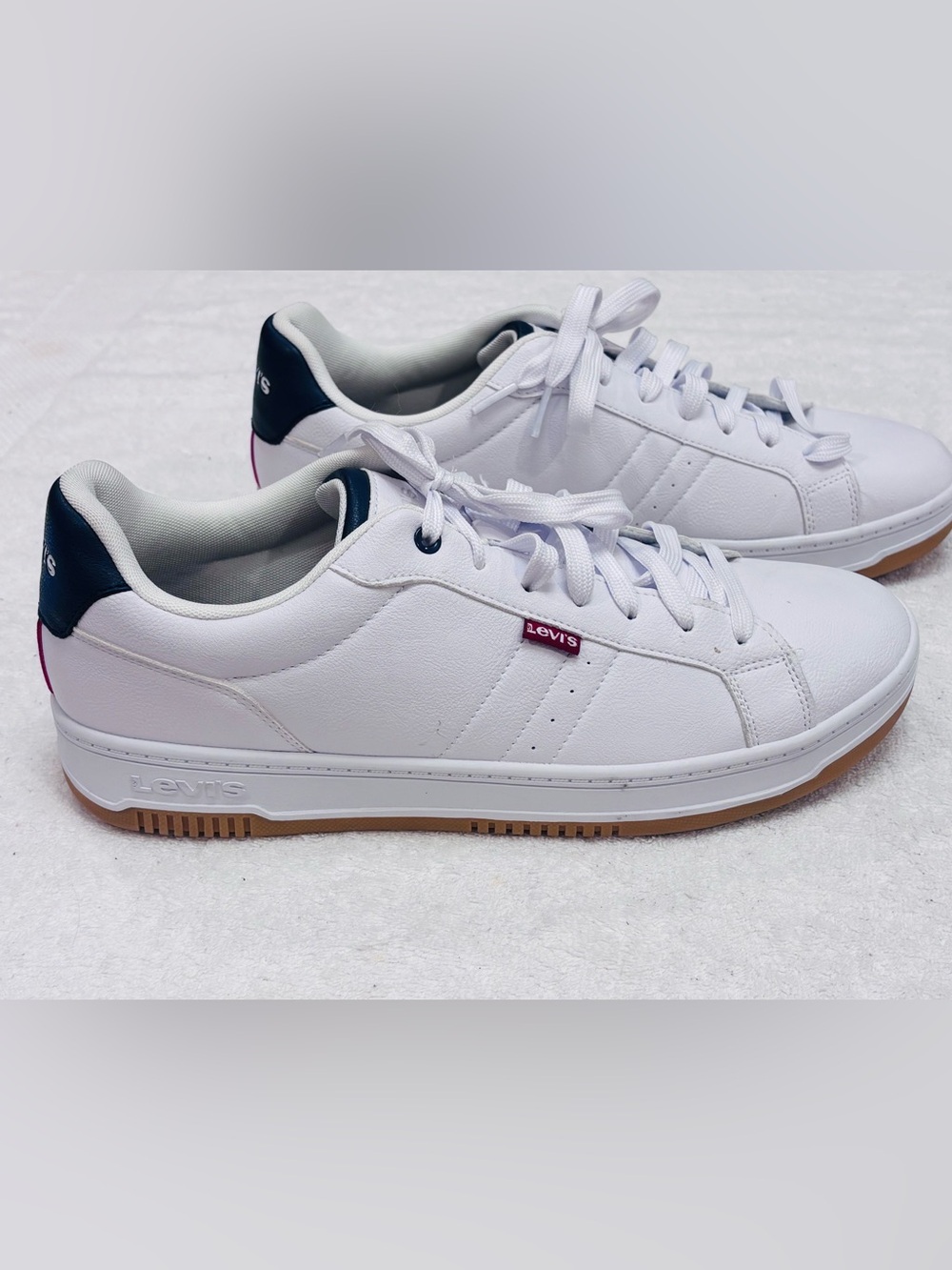 Brand New Men’s Levi’s Sneakers - Size 45 EURO / 11 men USA / 10 UK - box 21A